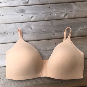 Knix  8 Wing Woman Contour Support Bra Nude Wingwoman Wireless Size 8